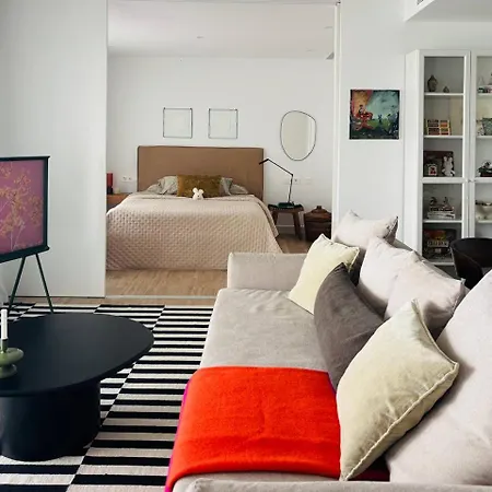 Apartment Stylish 2 Bedroom In Alcazaba Lagoon