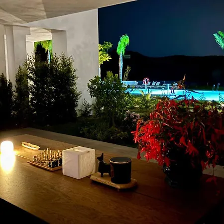 Stylish 2 Bedroom In Alcazaba Lagoon Apartment Estepona